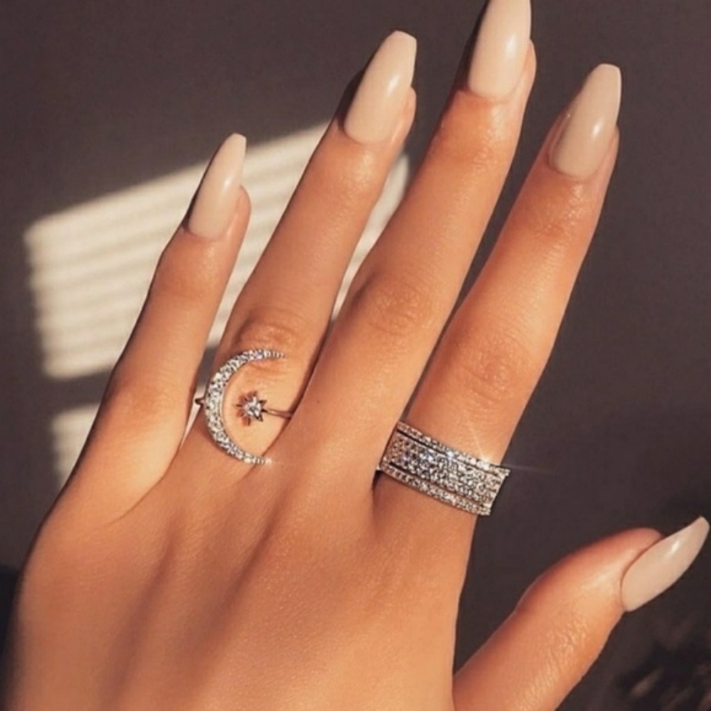 * Silver Crescent Moon & Star Resizeable  Ring - Picture 4 of 4